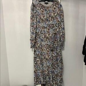 Elegant Floral Long Sleeve Dress